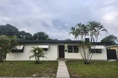 6480 SW 25th St #1, Miramar: photo 1 of 5