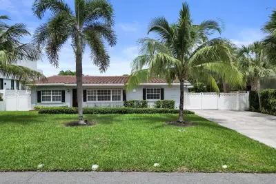 3207 Leigh Rd, Pompano Beach: photo 1 of 71