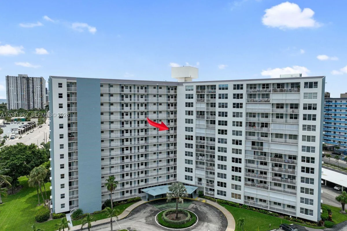 201 N Ocean Blvd #801, Pompano Beach: photo 1 of 21