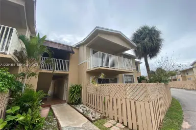 4154 NW 79th Ave #2C, Doral: photo 1 of 36