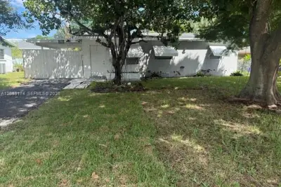 1050 NW 23rd #1041, Fort Lauderdale: photo 1 of 12