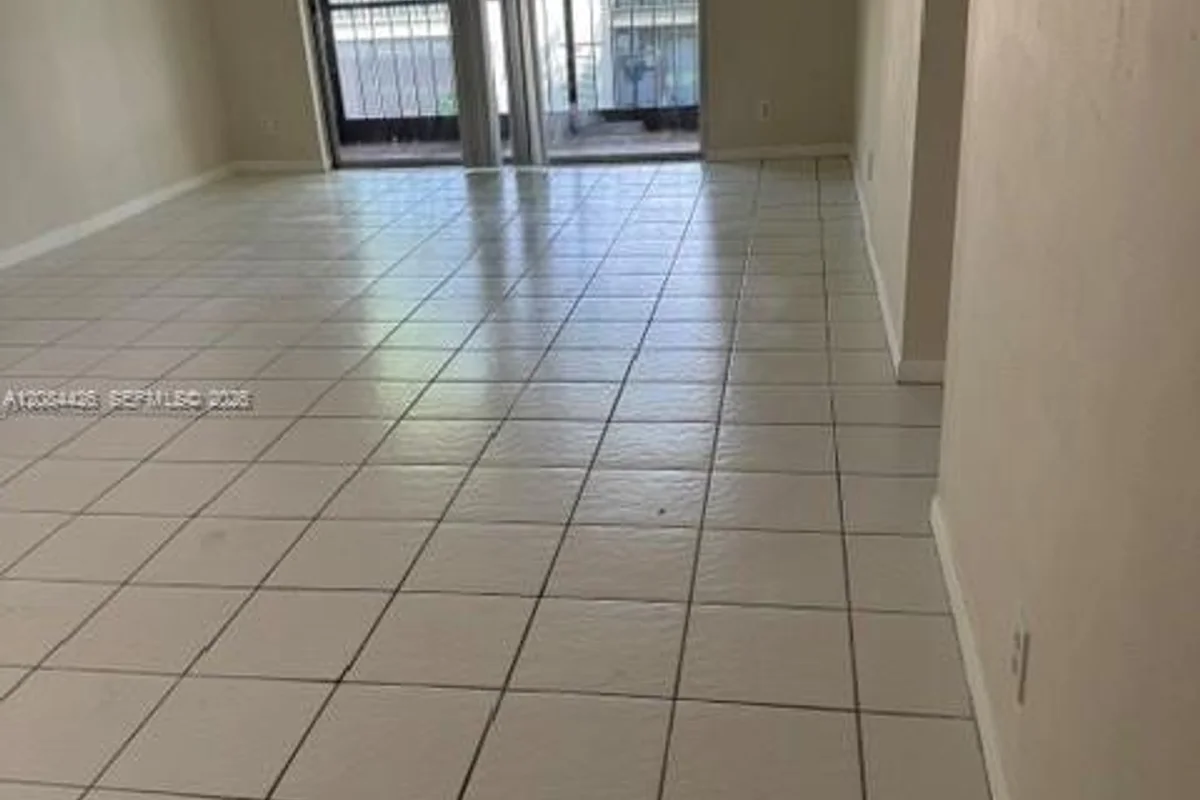 4153 NW 90th Ave #206, Coral Springs: photo 1 of 13