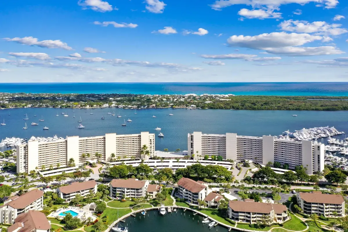 134 Lakeshore Dr #814, North Palm Beach: photo 1 of 29