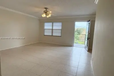 13155 SW 7th Ct #402E, Pembroke Pines: photo 1 of 16