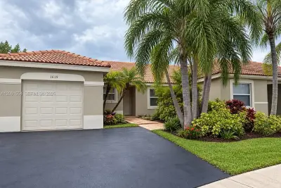 1619 Orion Ln, Weston: photo 1 of 27