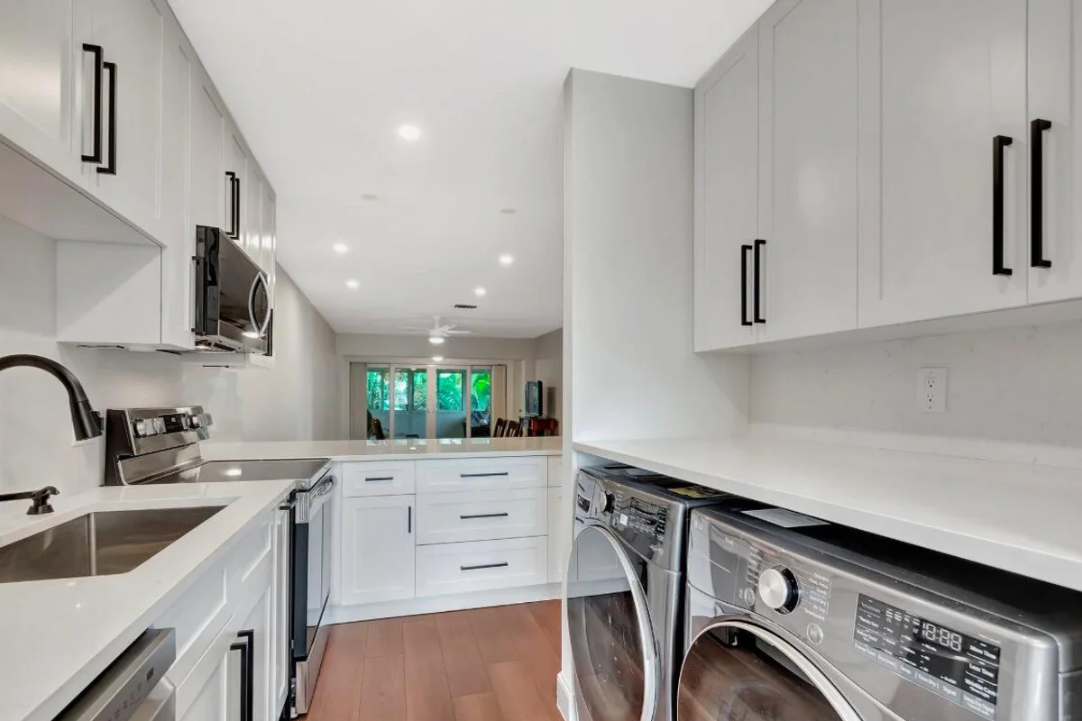 1140 Mahogany Way #204, Delray Beach: photo 1 of 45