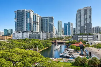 401 SW 4th Ave #1003, Fort Lauderdale: photo 1 of 35
