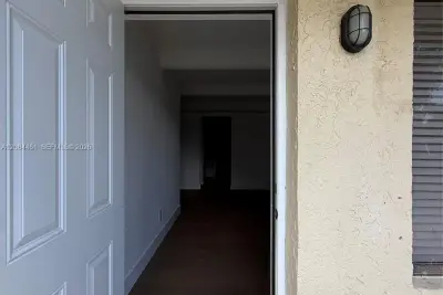 1005 S Flagler Ave #810, Pompano Beach: photo 1 of 24