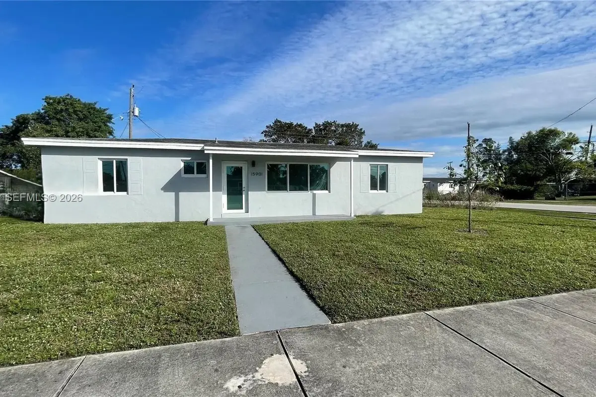 15901 NW 27th Pl, Miami Gardens: photo 1 of 1