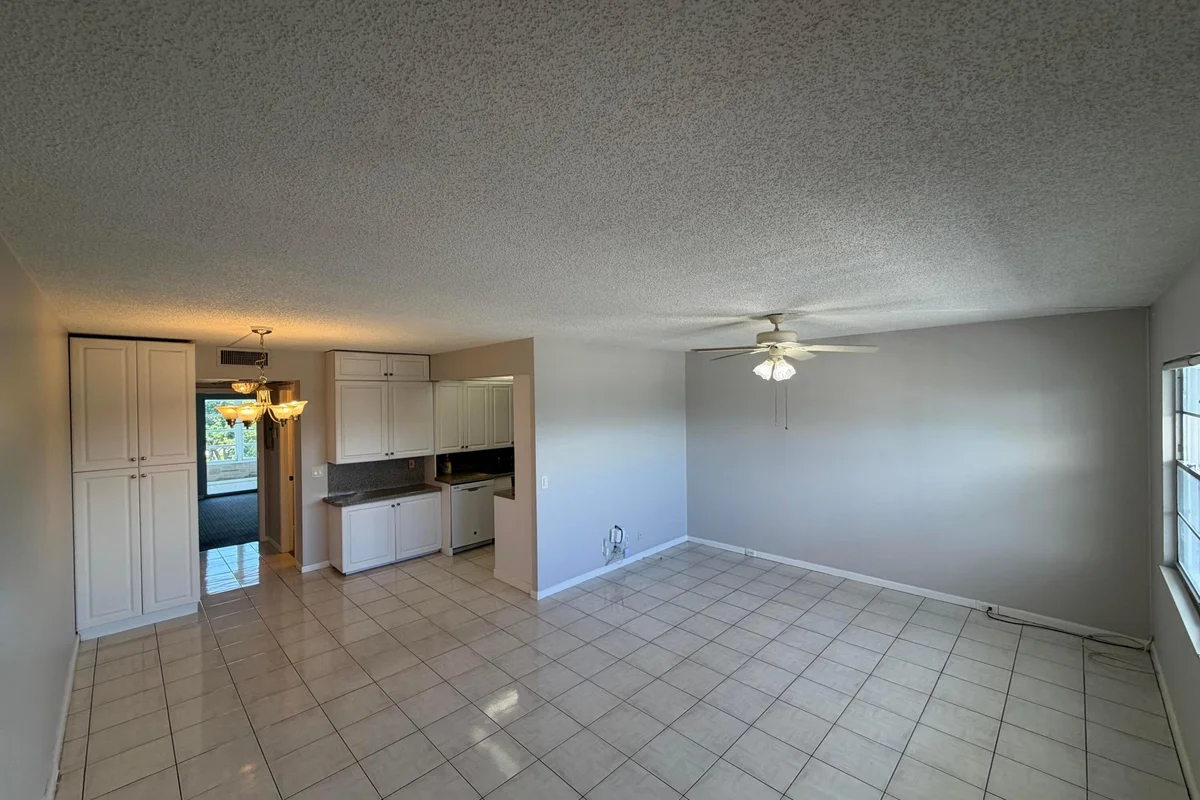 4089 Wolverton E, Boca Raton: photo 1 of 11