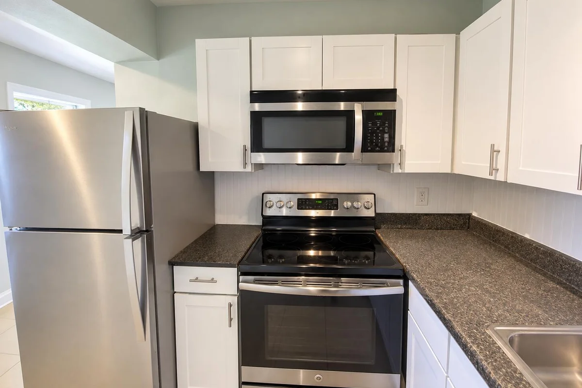 2631 SW 13th Ave #2, Fort Lauderdale: photo 1 of 11