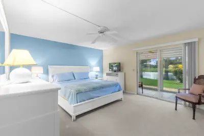 1145 Cambridge G, Deerfield Beach: photo 1 of 55