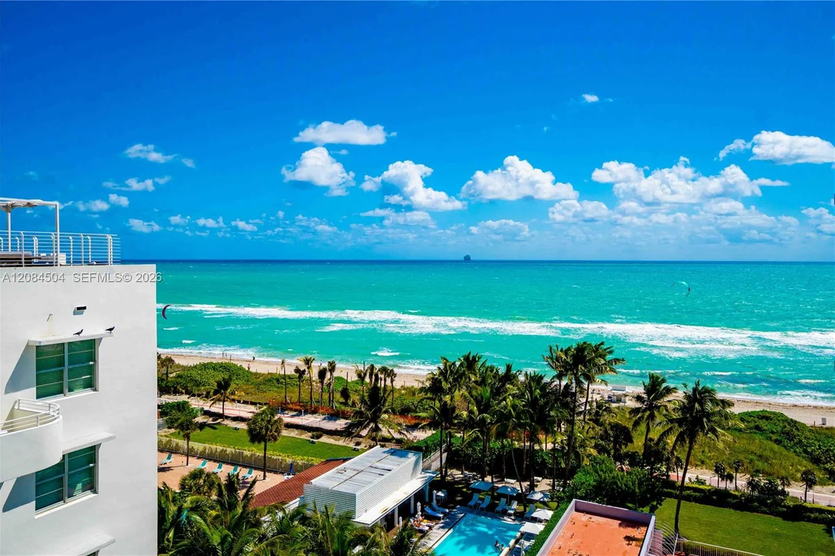 2401 Collins Ave #1112, Miami Beach: photo 1 of 34
