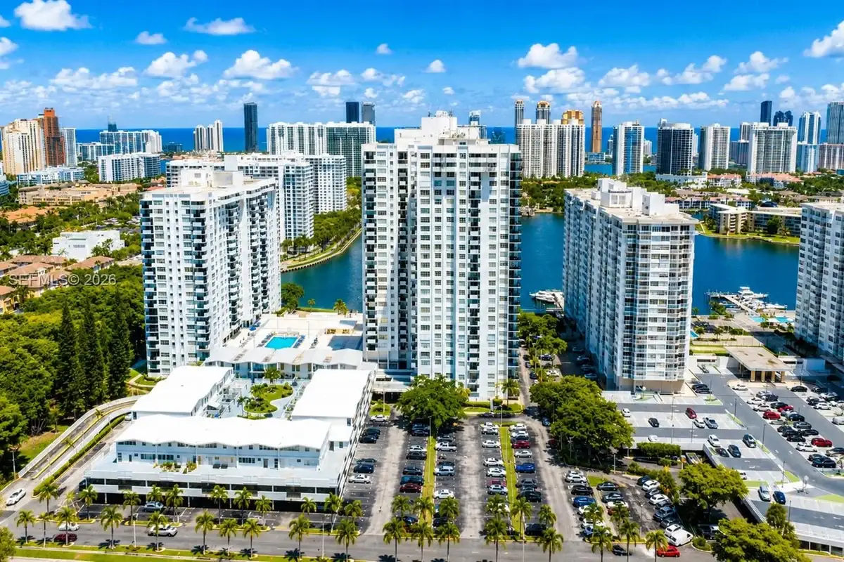 2750 NE 183rd St #PH05, Aventura: photo 1 of 21