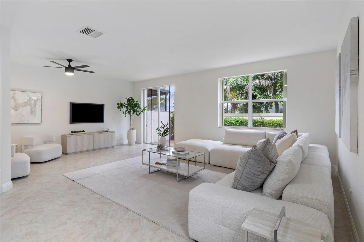 9717 Darlington Pl, Cooper City: photo 1 of 26