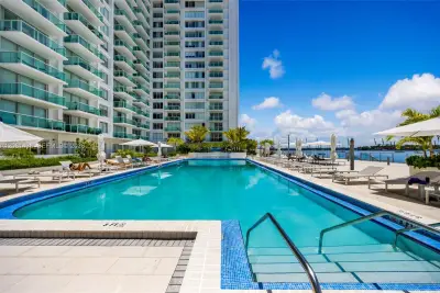 1000 West Ave #328, Miami Beach: photo 1 of 31