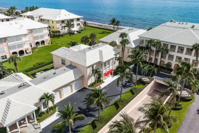 11100 Turtle Beach Rd #102, North Palm Beach: photo 1 of 27