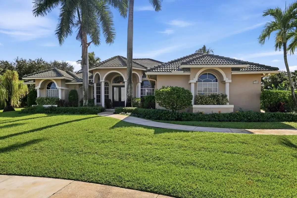 1350 Pampas Way, Wellington: photo 1 of 30