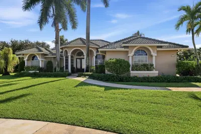 1350 Pampas Way, Wellington: photo 1 of 30