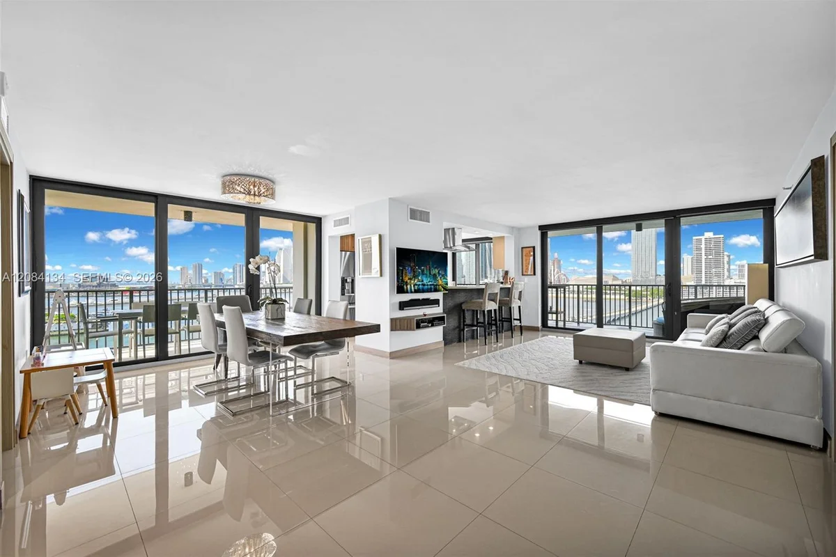 801 N Venetian Dr #1208, Miami: photo 1 of 68