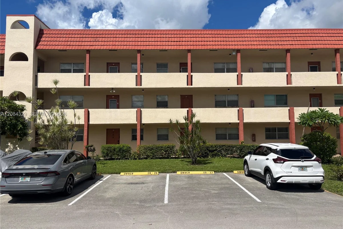 3051 E Sunrise Lakes Dr #211, Sunrise: photo 1 of 13