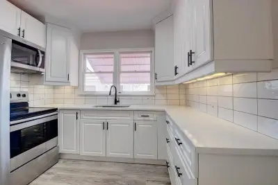 348 SE 4th Ave SE, Delray Beach: photo 1 of 14