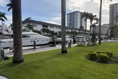 901 N Birch Rd #7D, Fort Lauderdale: photo 1 of 22
