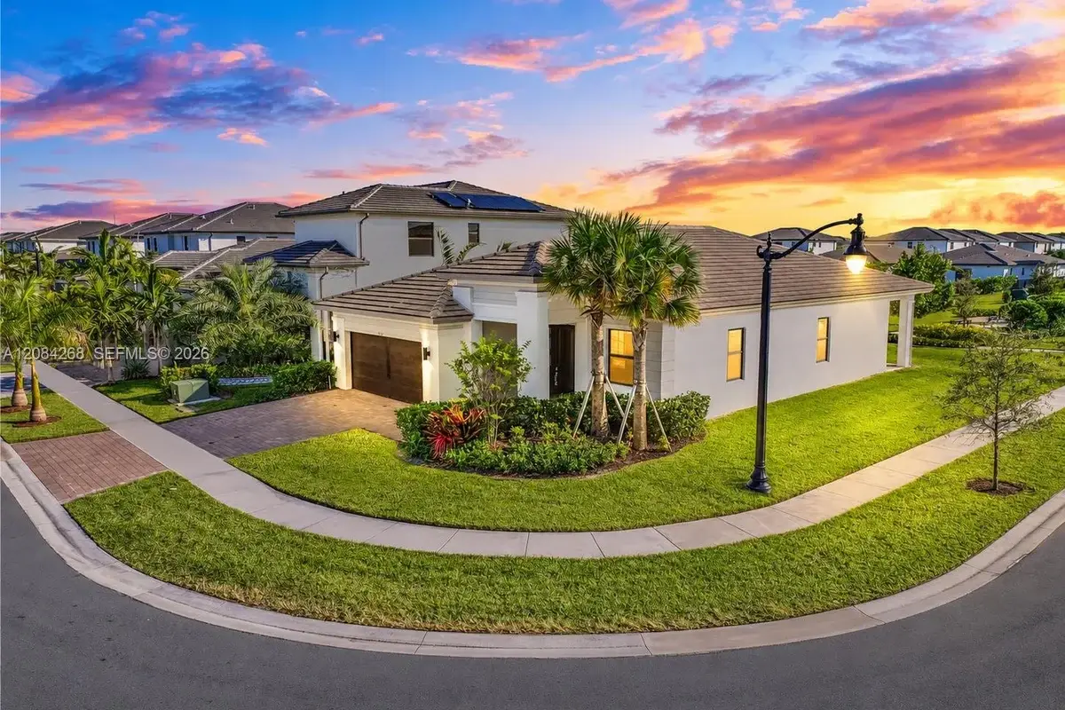 17564 SW 41st St, Miramar: photo 1 of 36