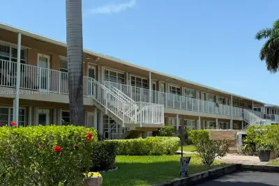500 Layne Blvd #15, Hallandale Beach: photo 1 of 18