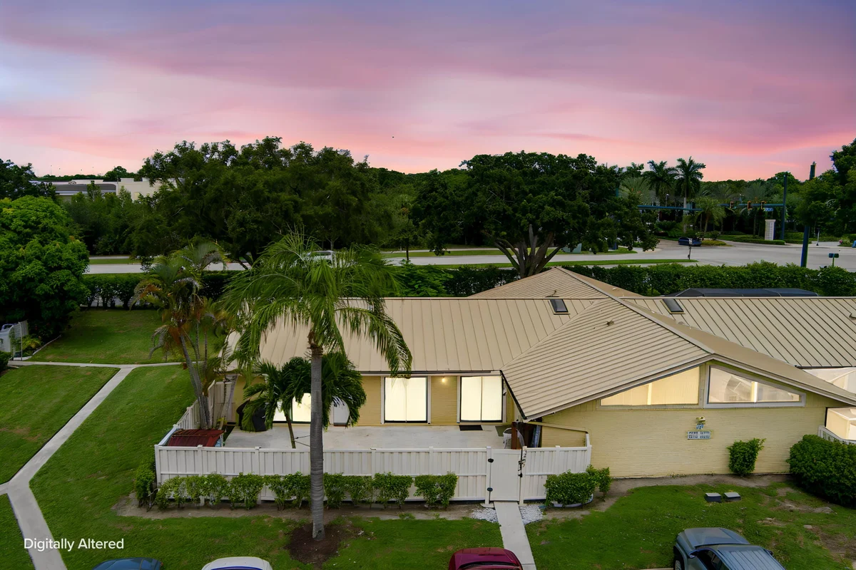 5799 Golden Eagle Cir, Palm Beach Gardens: photo 1 of 33