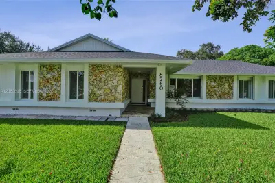 8260 SW 88th St, Miami: photo 1 of 46