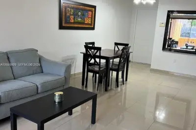 9711 Fontainebleau Blvd #D103, Miami: photo 1 of 13