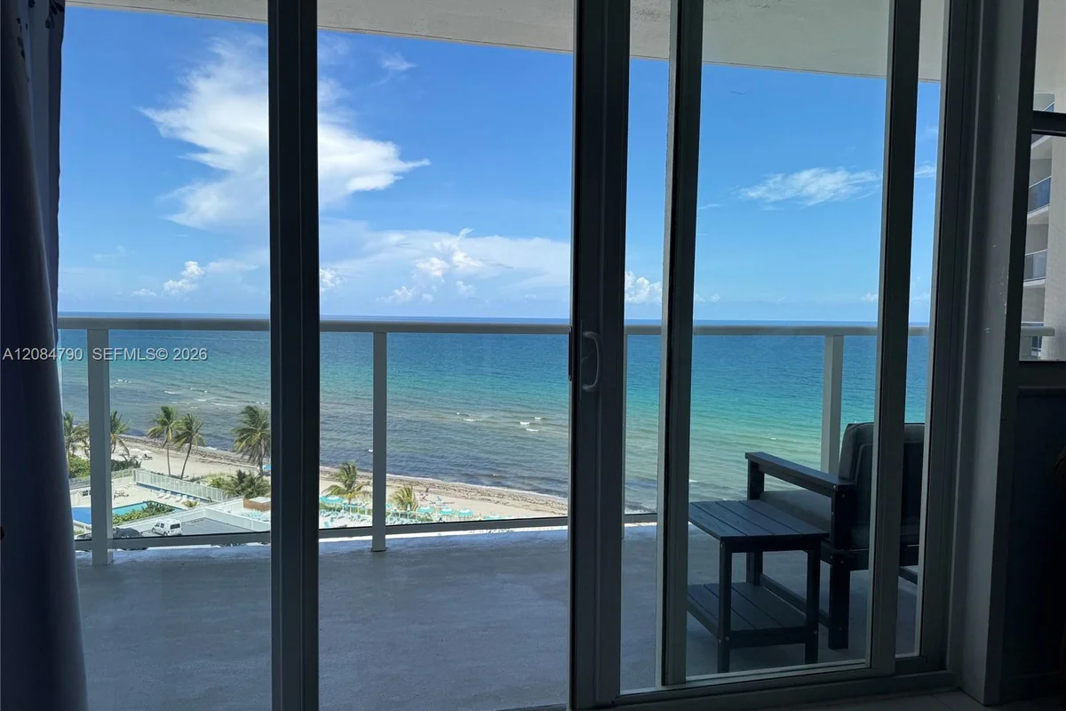 3180 S Ocean Dr #1003, Hallandale Beach: photo 1 of 25