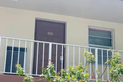 7200 NW 5th Pl #203, Margate: photo 1 of 10