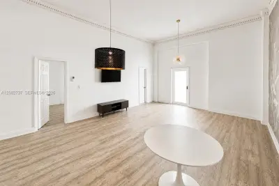 3025 Indian Creek Dr #110, Miami Beach: photo 1 of 16