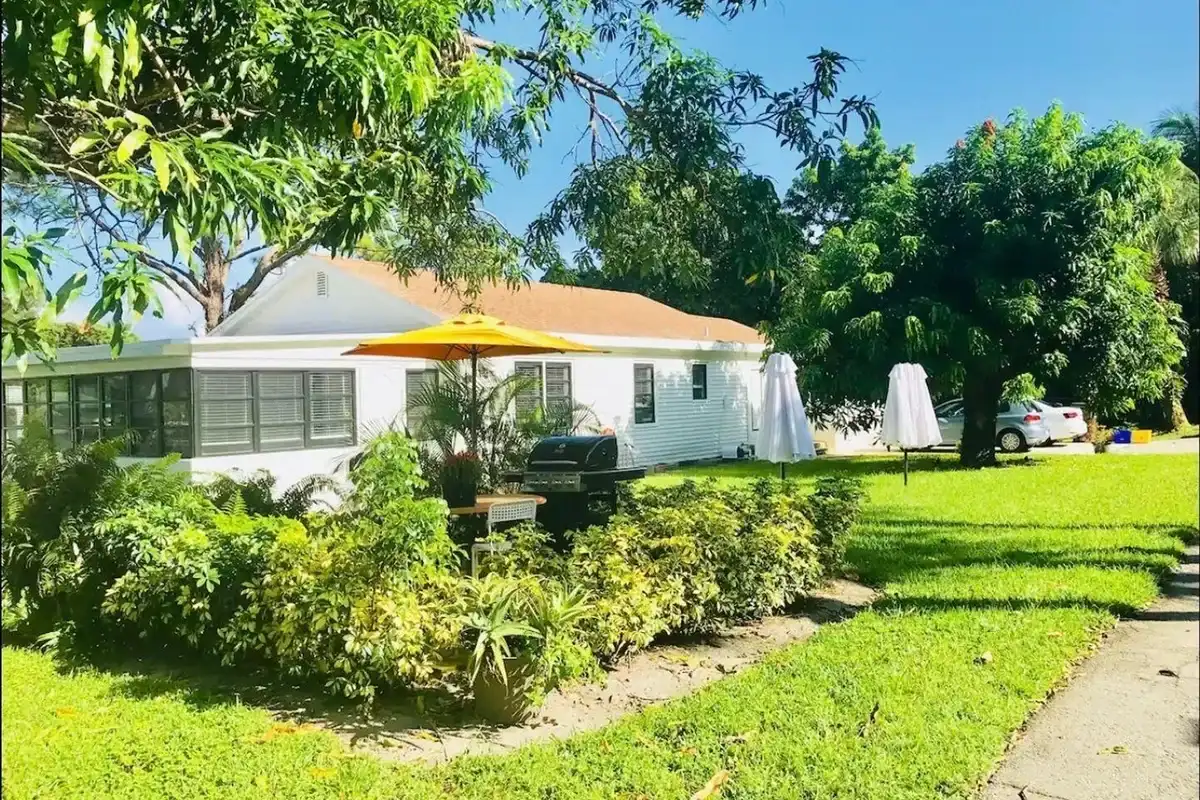 968 Allendale Rd, West Palm Beach: photo 1 of 8