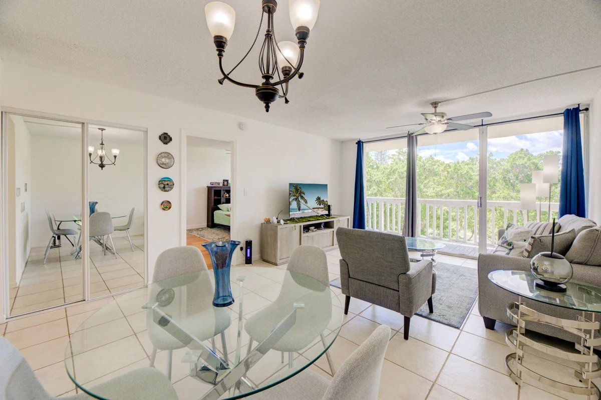 7081 Environ Blvd #343, Lauderhill: photo 1 of 54