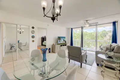 7081 Environ Blvd #343, Lauderhill: photo 1 of 54
