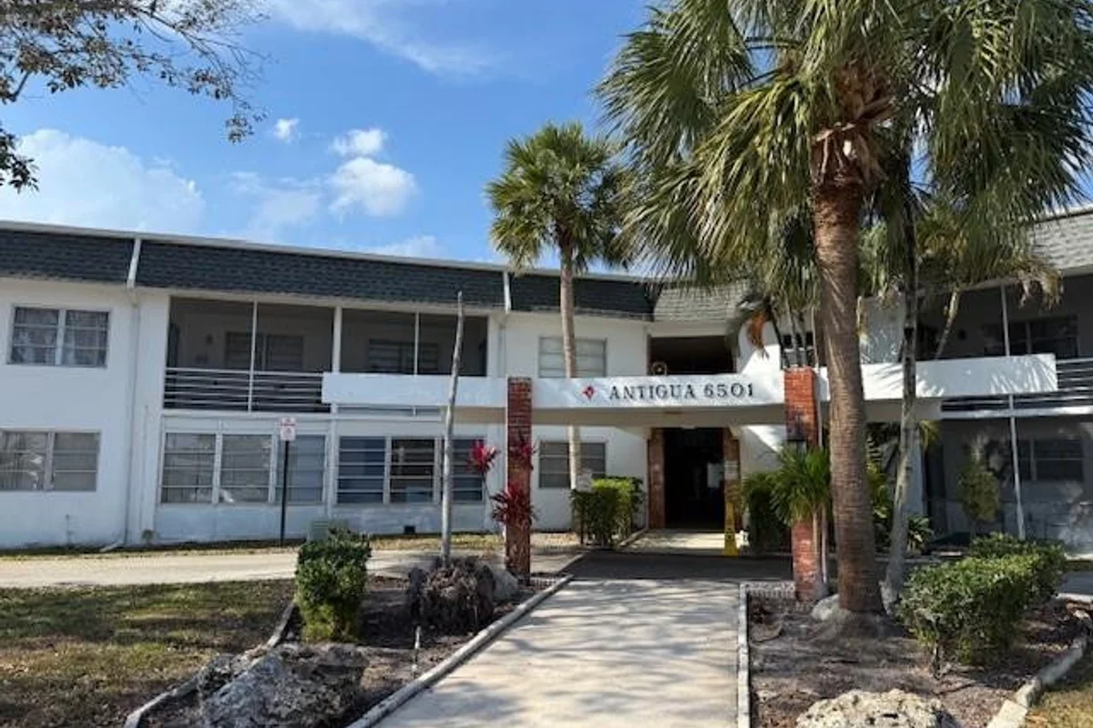 6501 Winfield Blvd #A-2, Margate: photo 1 of 14