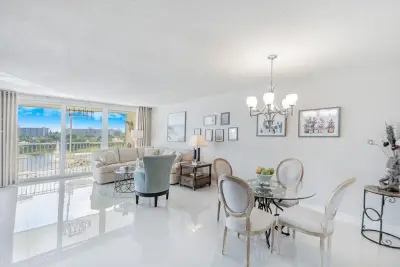 3150 N Course Ln #510, Pompano Beach: photo 1 of 31