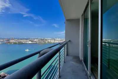 335 S Biscayne Blvd #2506, Miami: photo 1 of 20