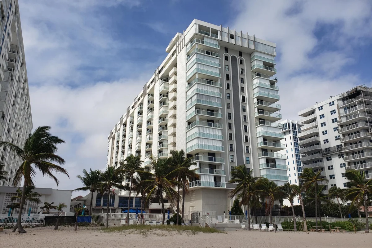 1000 S Ocean Blvd #8A, Pompano Beach: photo 1 of 36