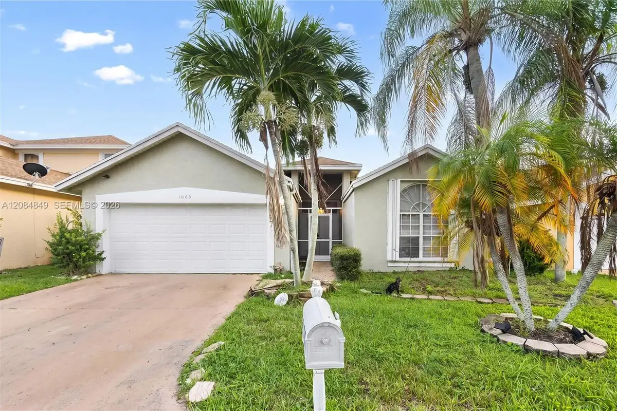1065 W Fairfax Cir W, Boynton Beach: photo 1 of 13