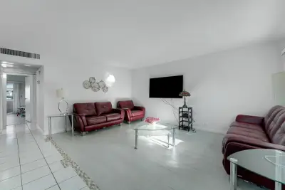 173 Valencia H, Delray Beach: photo 1 of 20