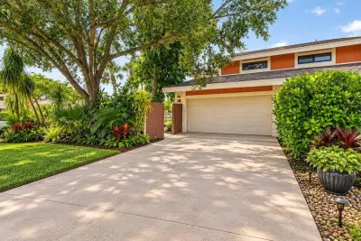 7666 Sierra Ter W, Boca Raton: photo 1 of 48