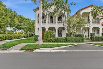 8397 NW 38th St, Cooper City: photo 1 of 27