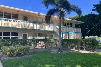 209 Camden I, West Palm Beach: photo 1 of 47