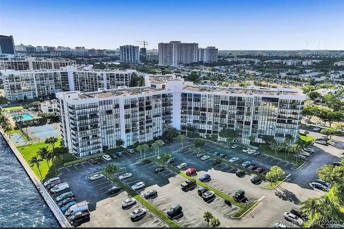 800 Parkview Dr #709, Hallandale Beach: photo 1 of 78