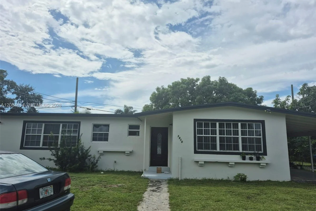 3810 NW 195th St, Miami Gardens: photo 1 of 12
