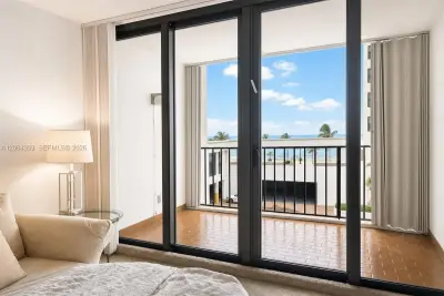2401 S Ocean Dr #401, Hollywood: photo 1 of 68